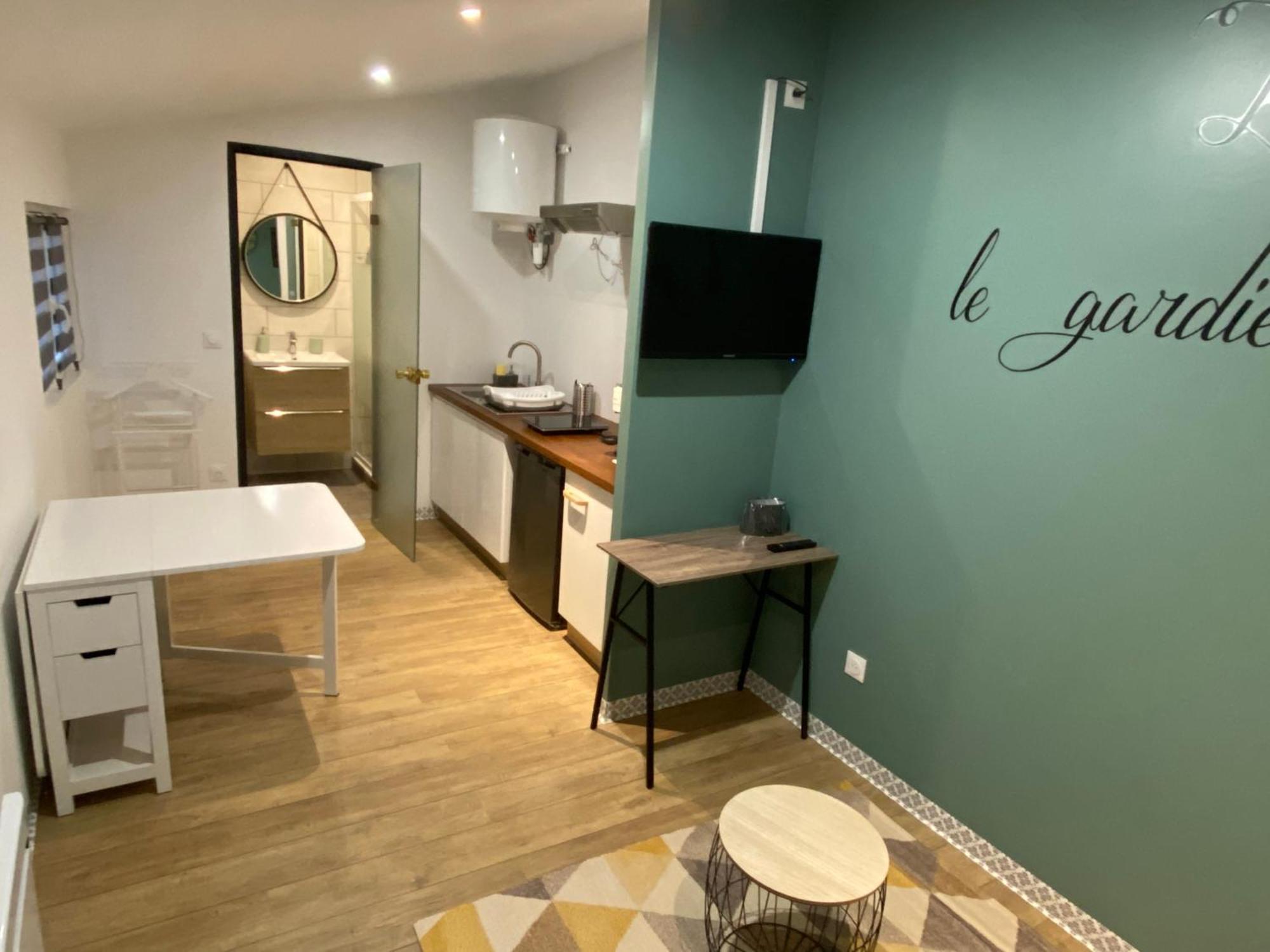 Le Patio Studio-Terrasse Montbeliard-Centre Dış mekan fotoğraf