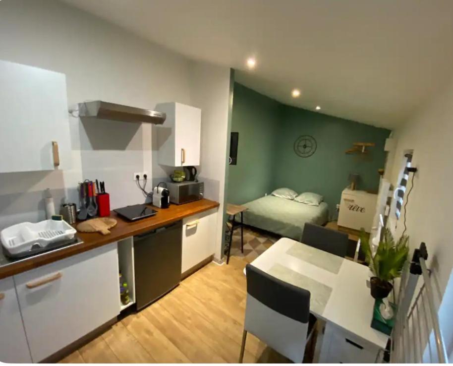 Le Patio Studio-Terrasse Montbeliard-Centre Dış mekan fotoğraf